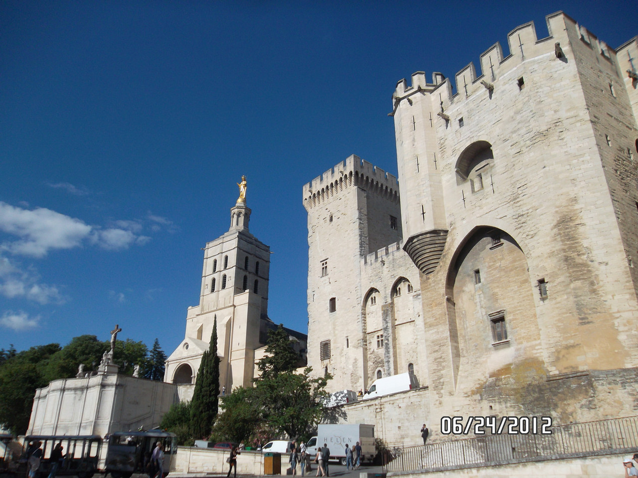 Avignon Group 1