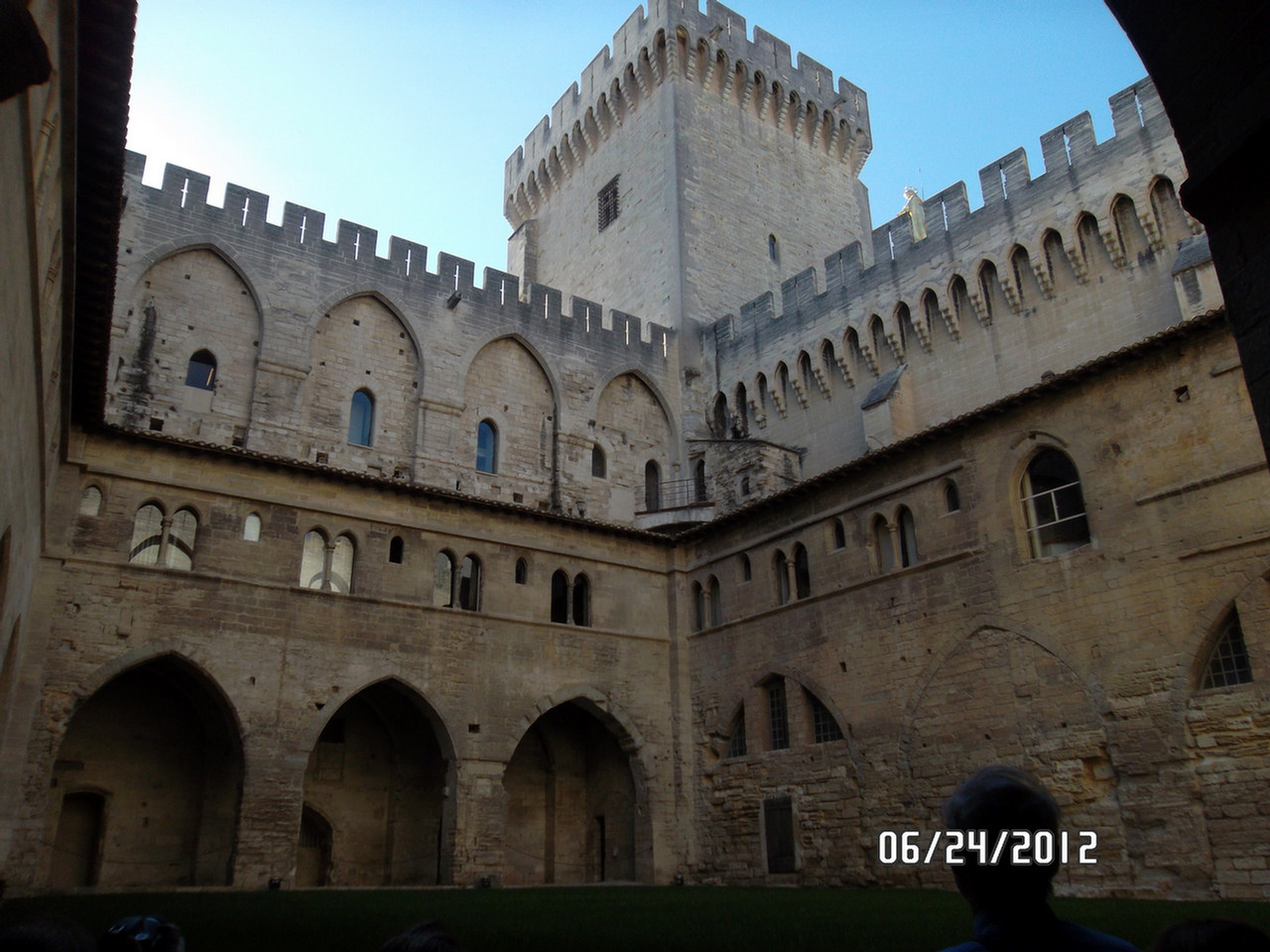 Avignon Group 1
