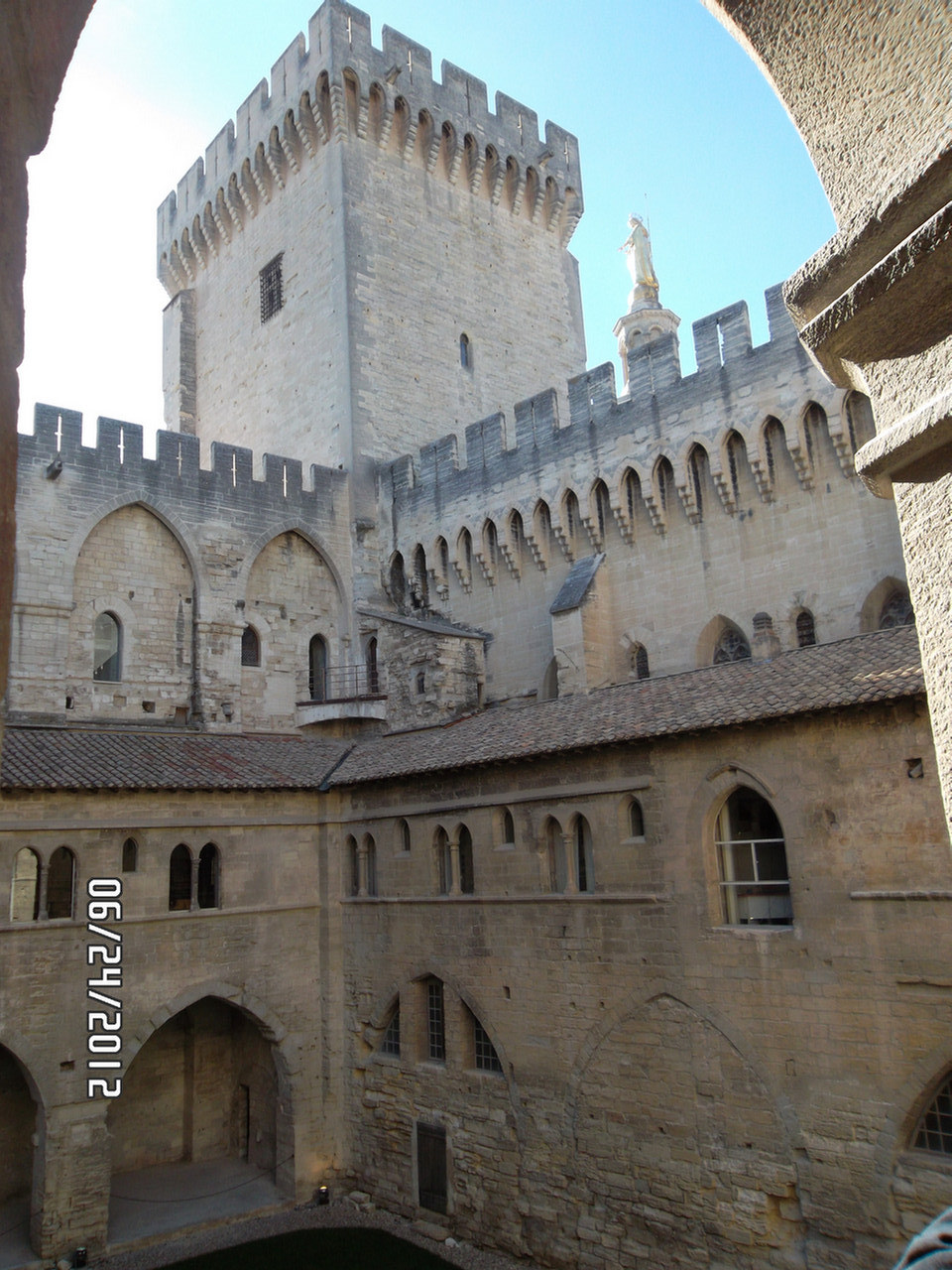 Avignon Group 1