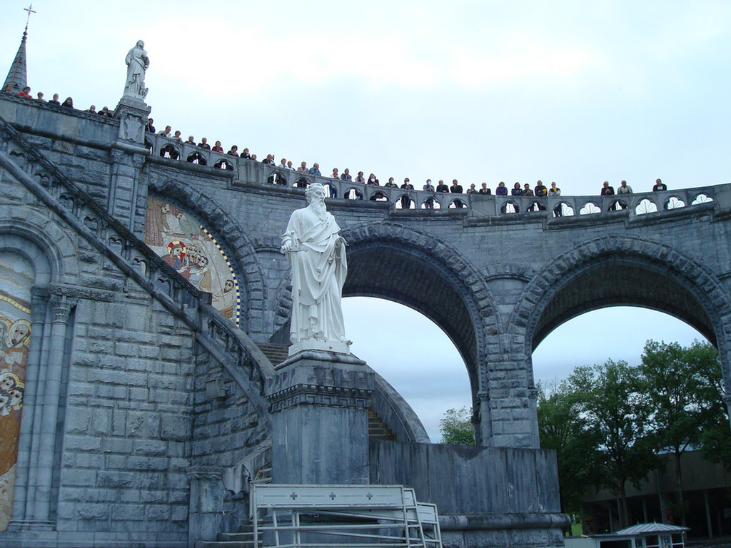Lourdes Group 2