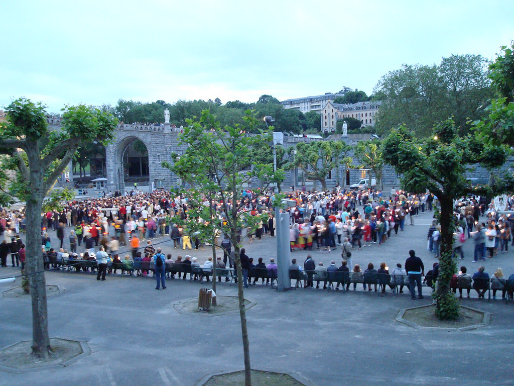 Lourdes Group 2