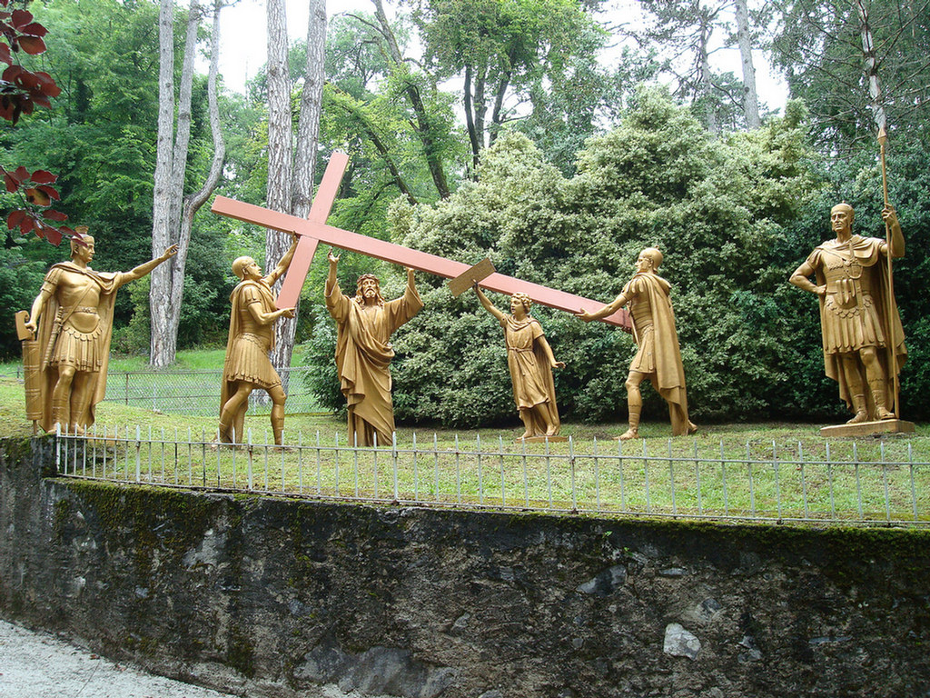 Lourdes Group 2