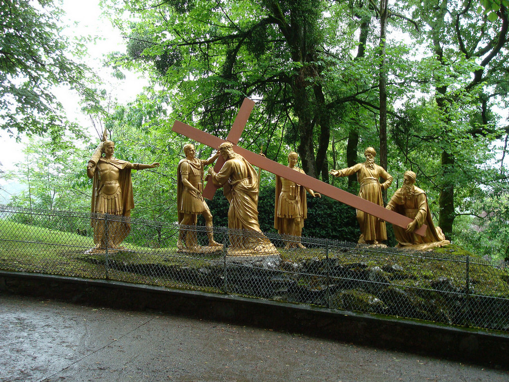 Lourdes Group 2