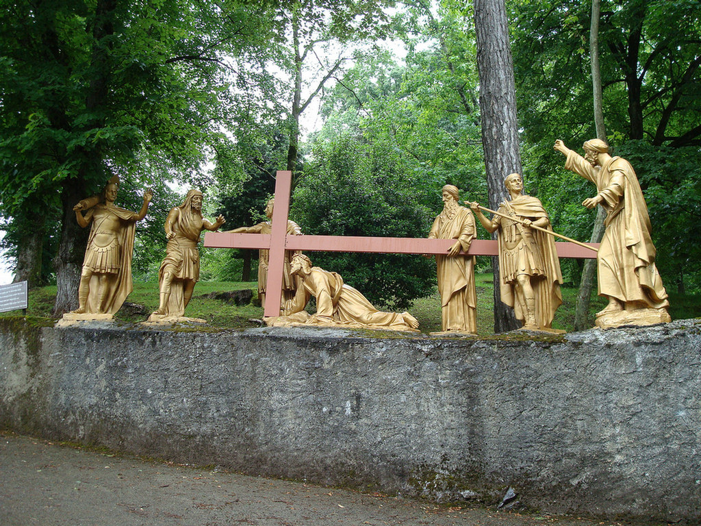 Lourdes Group 2