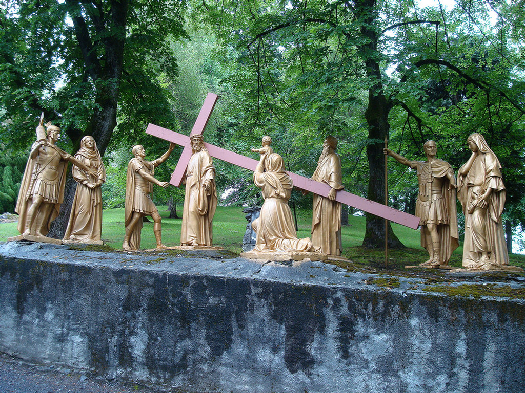 Lourdes Group 2
