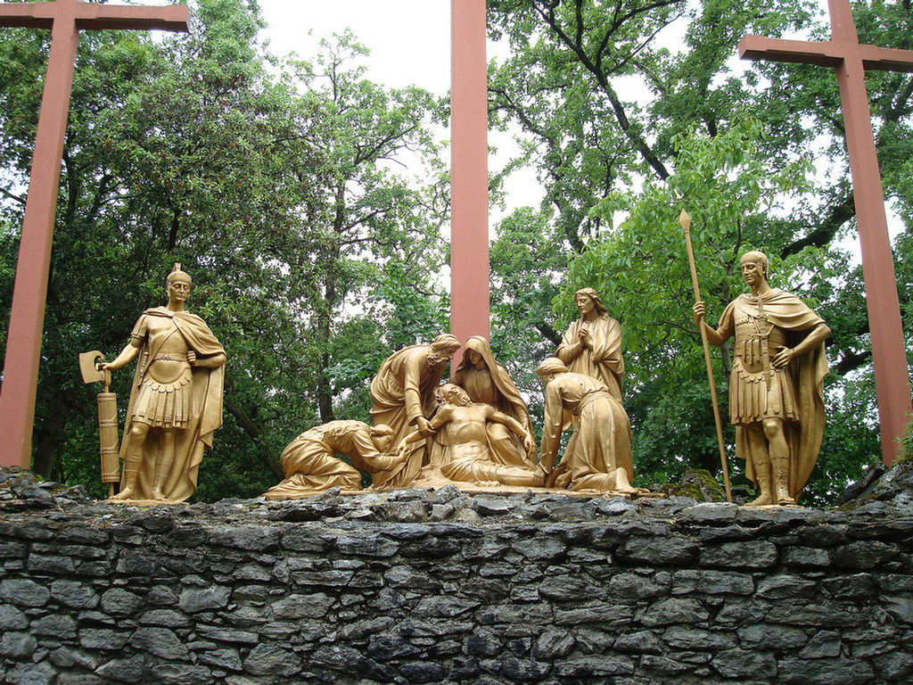 Lourdes Group 3