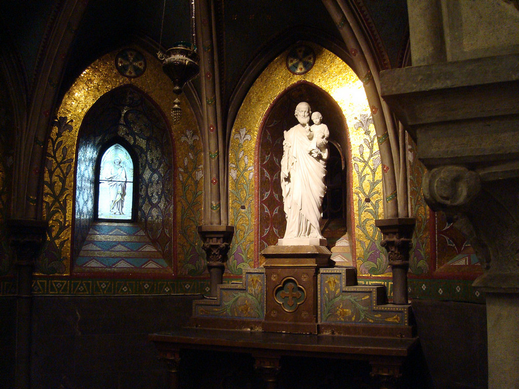 Lourdes Group 3