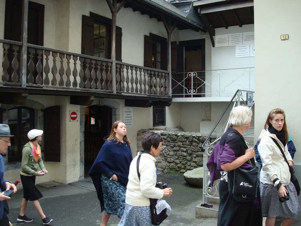 Lourdes Group 3