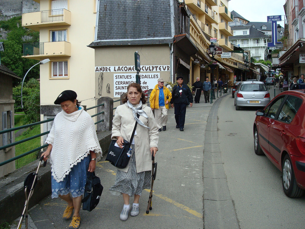 Lourdes Group 3