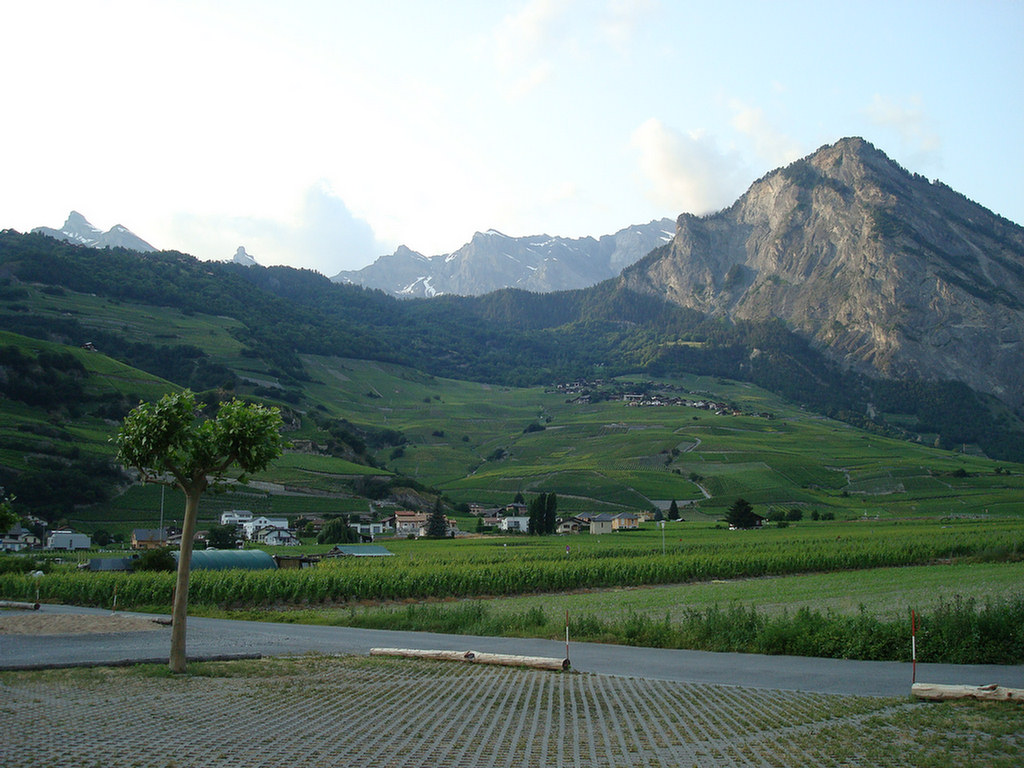 Saillon, Switzerland, Group 2